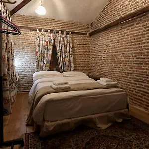 https://le-petit-paris-korce-albania.albaniahotels.org